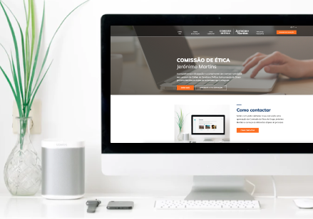 Image Aligned with Content